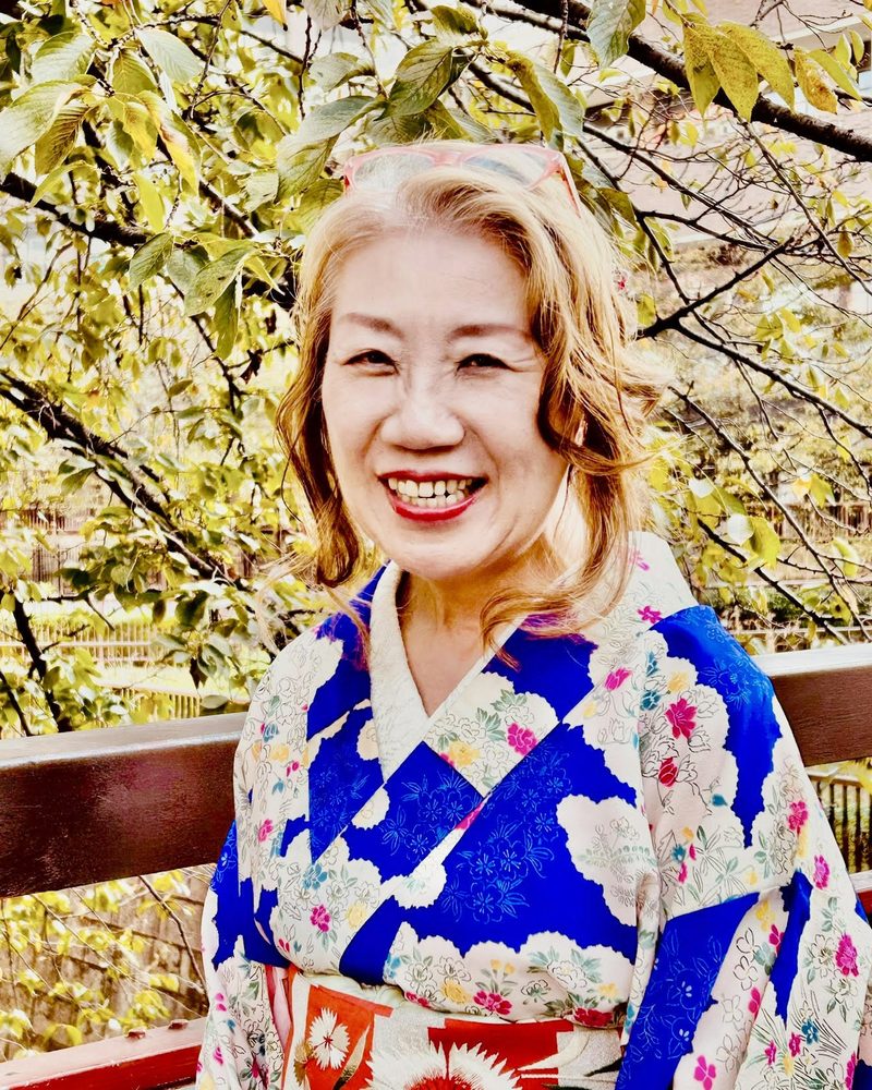 Hitomi, Co-founder · Licensed guide interpreter